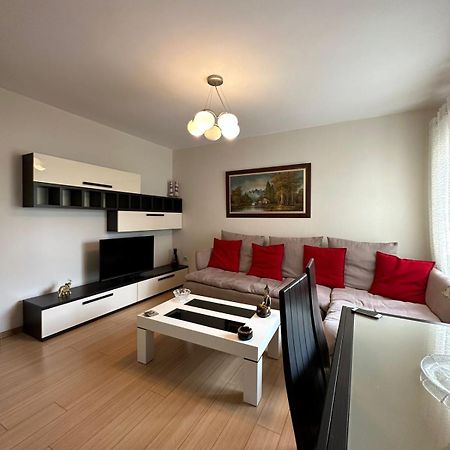 Blloku Family Apartment Tirana Exterior foto